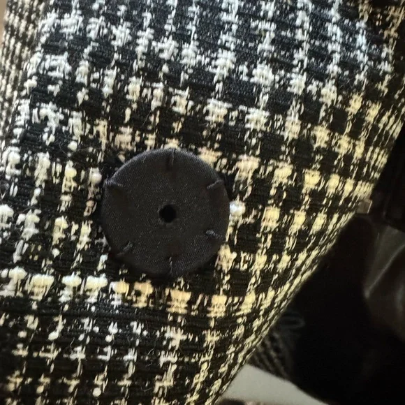 Herno Women’s Button Zip Front Glen Plaid Down Quilted Jacket Black White IT 46 - Picture 7 of 16